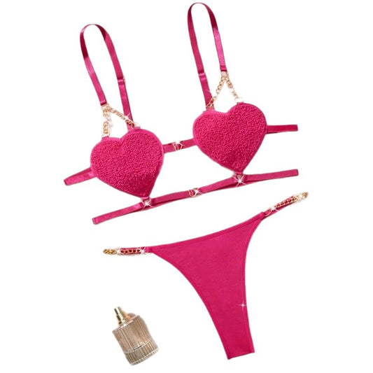 Ensemble Lingerie Cœurs Rose – Bretelles Fines & Détails Dorés